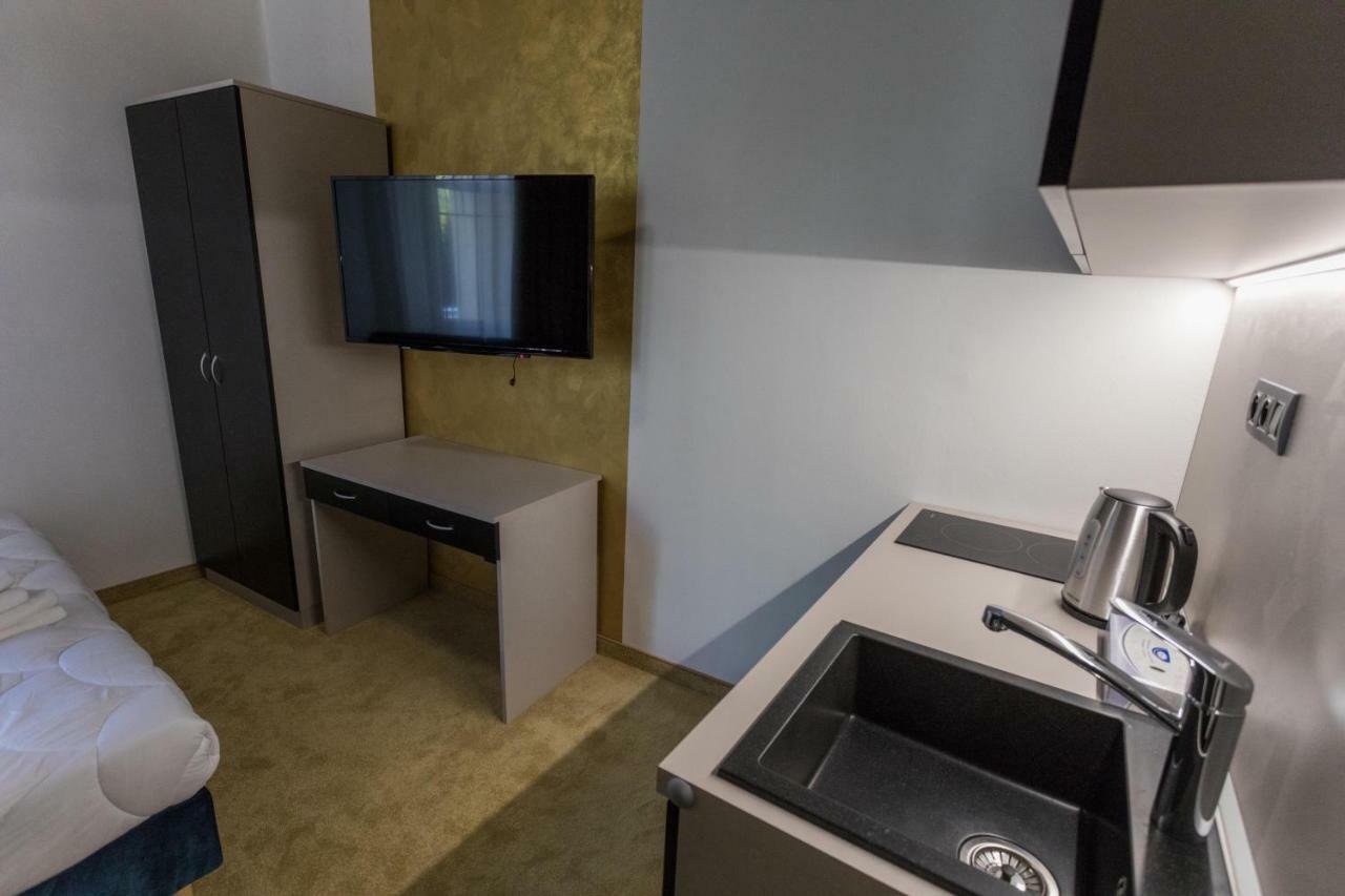 Apart Hotel Golden Apartments Košice Εξωτερικό φωτογραφία