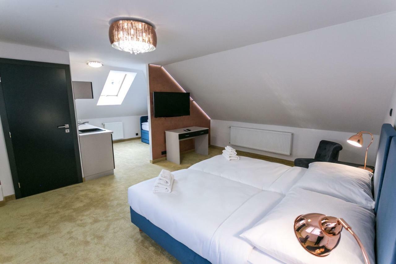 Apart Hotel Golden Apartments Košice Εξωτερικό φωτογραφία
