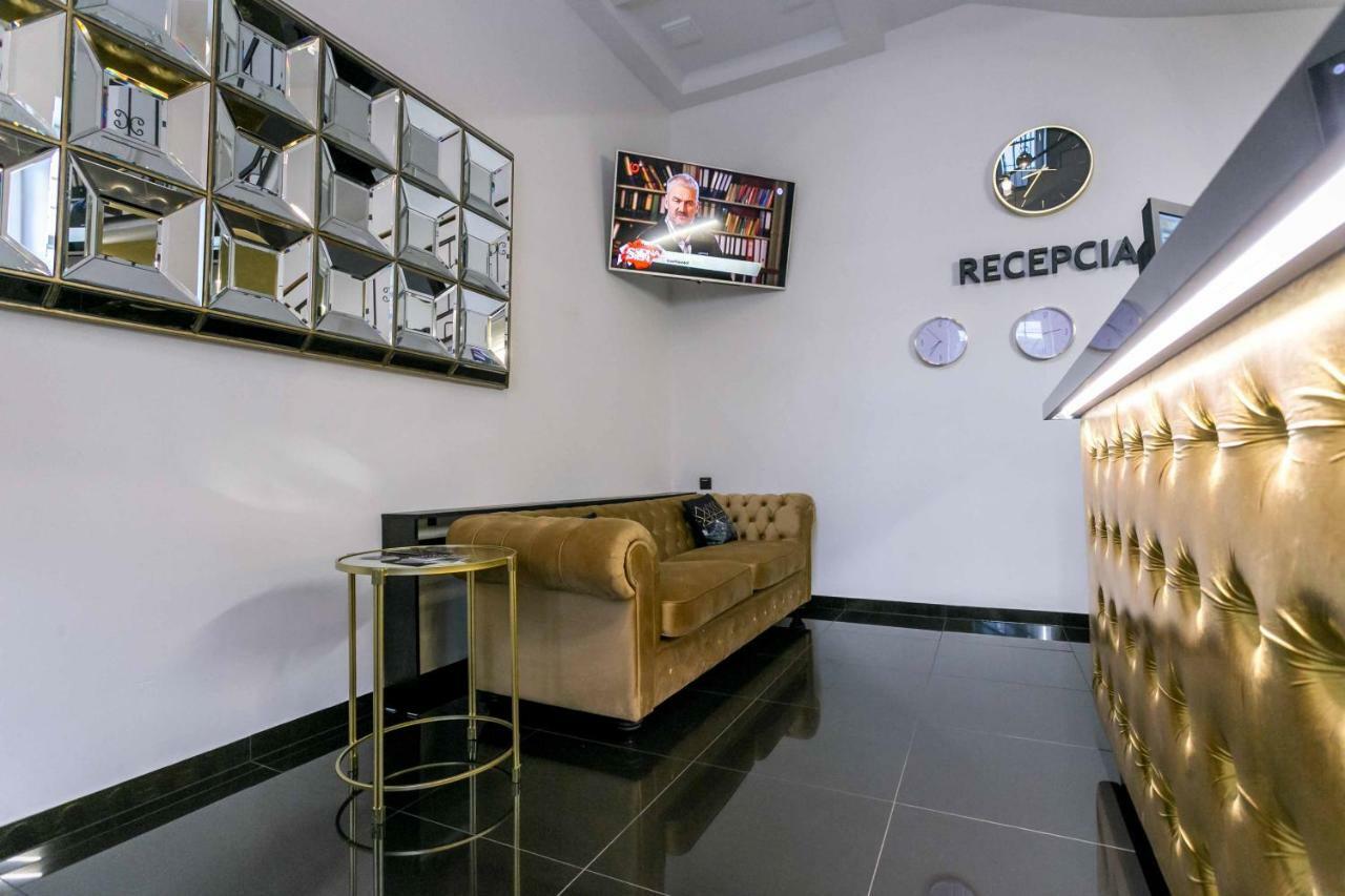 Apart Hotel Golden Apartments Košice Εξωτερικό φωτογραφία