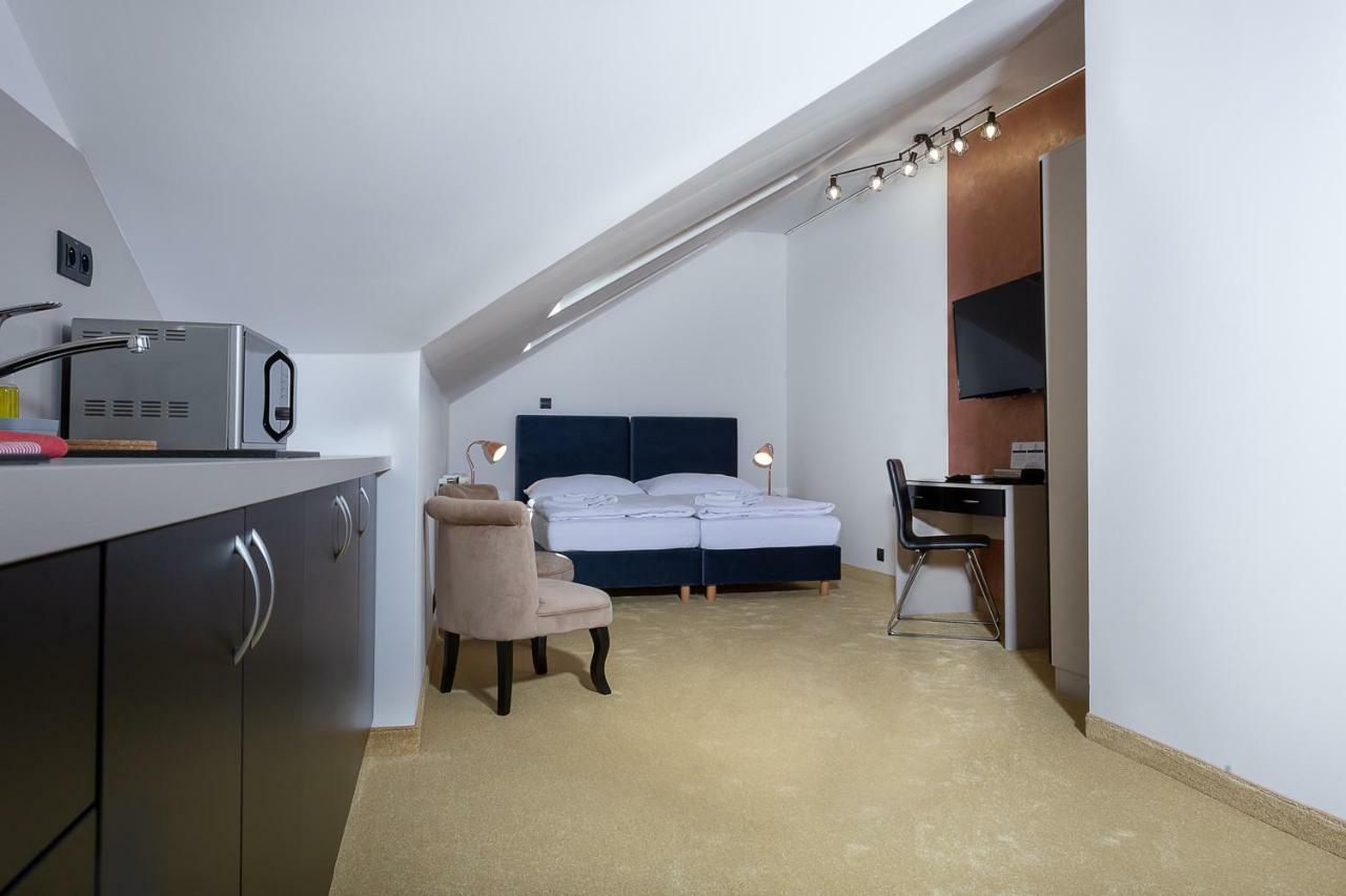 Apart Hotel Golden Apartments Košice Εξωτερικό φωτογραφία