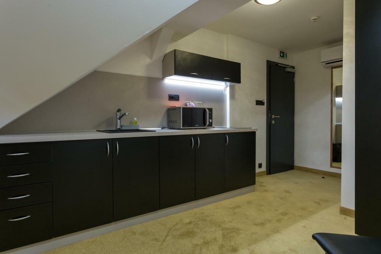 Apart Hotel Golden Apartments Košice Εξωτερικό φωτογραφία